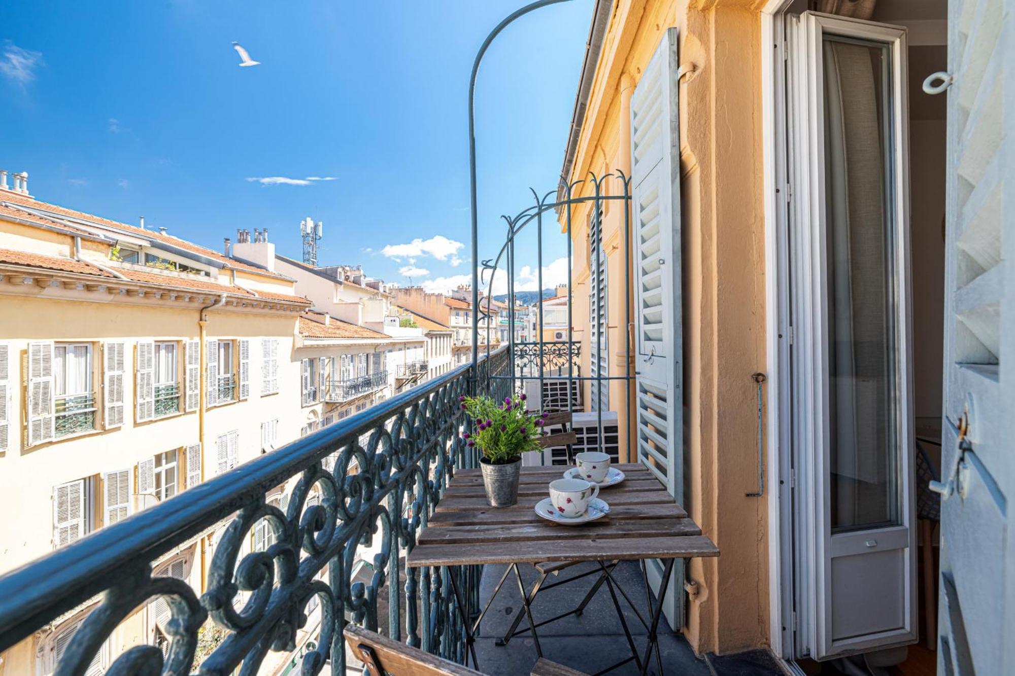 Апартаменты Massena Street - 1 Bdr Duplex With Ac & Parking Ницца Экстерьер фото