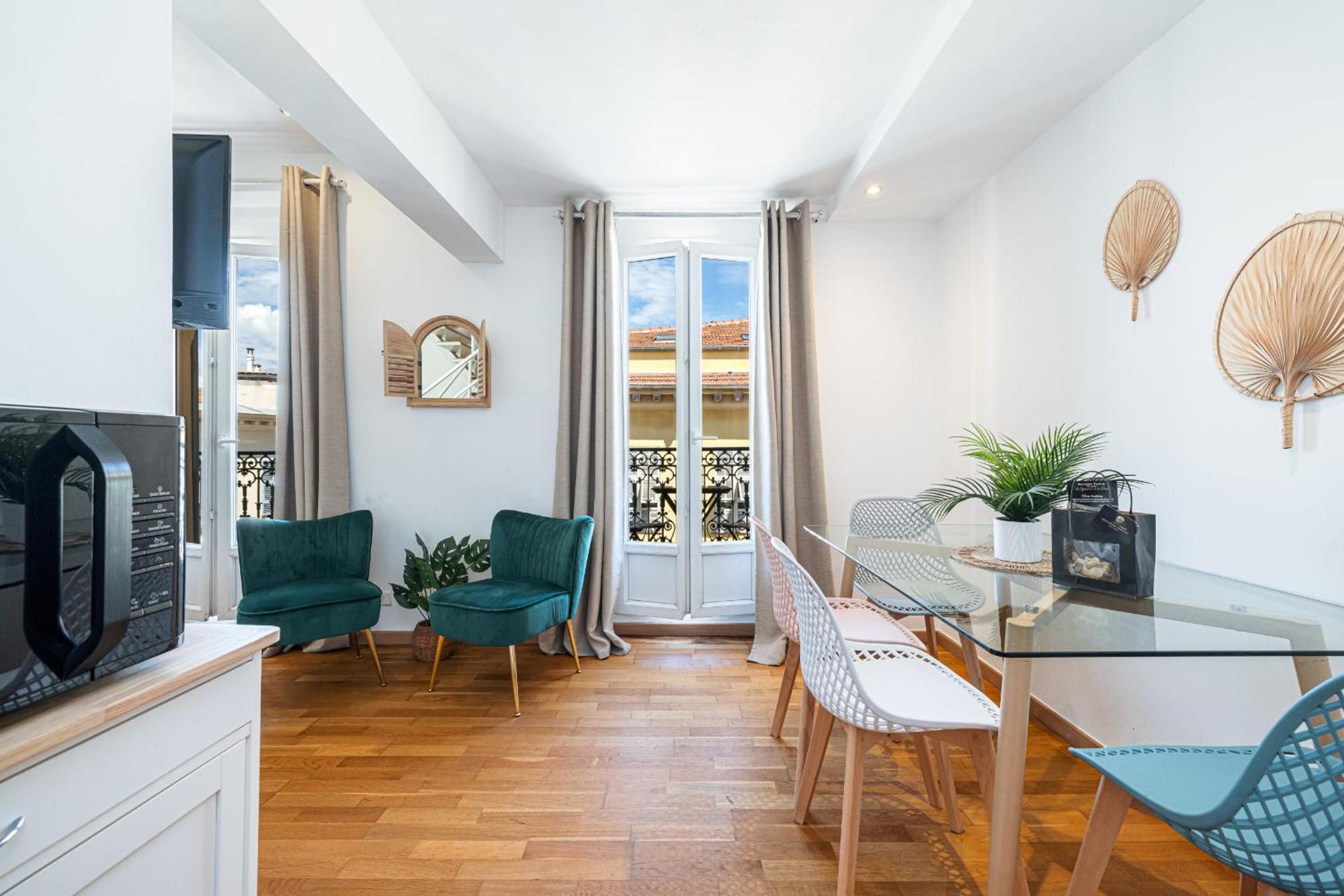 Апартаменты Massena Street - 1 Bdr Duplex With Ac & Parking Ницца Экстерьер фото