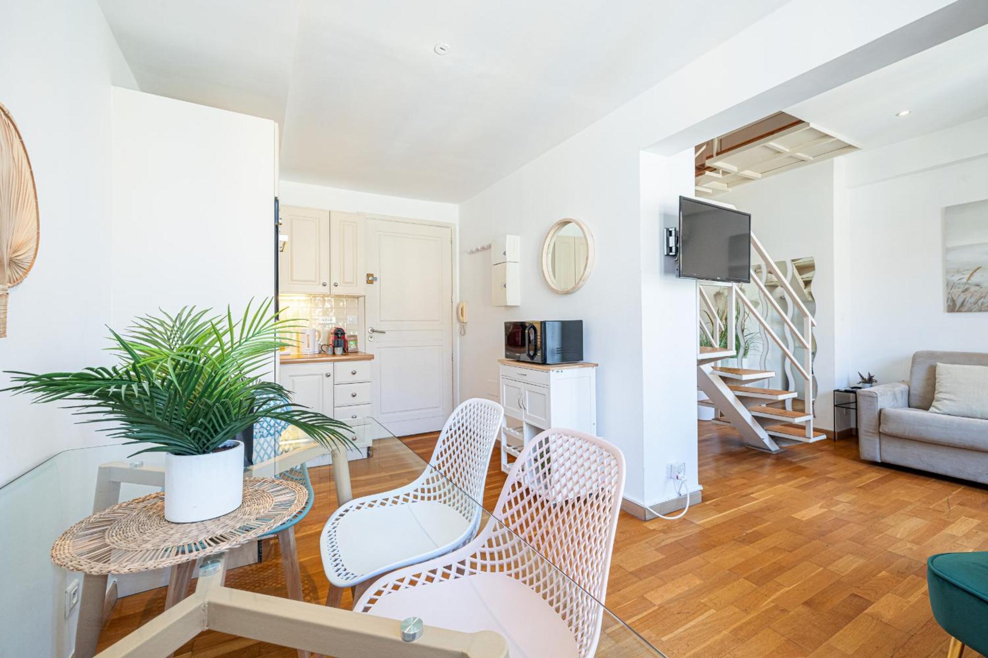 Апартаменты Massena Street - 1 Bdr Duplex With Ac & Parking Ницца Экстерьер фото